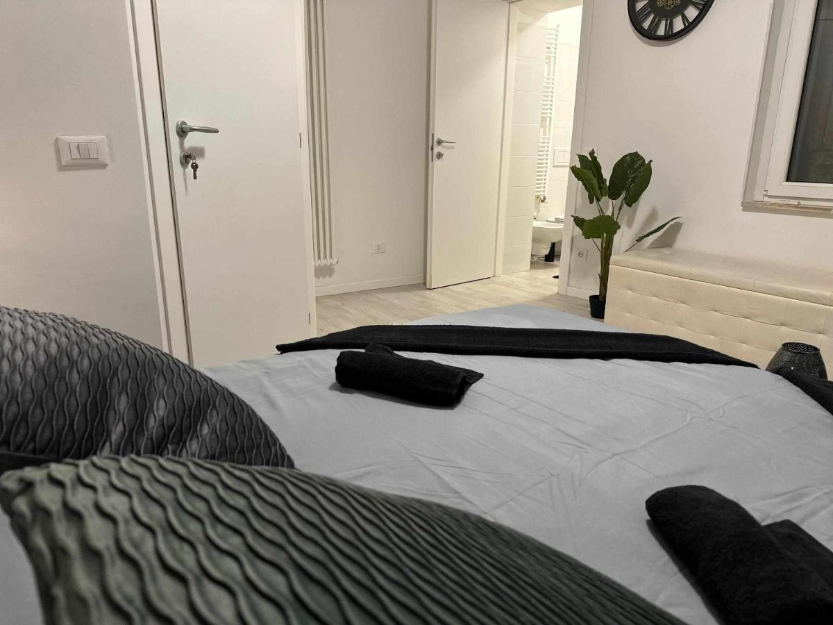 Destiny Home 3 Verona Borgo Roma Exteriör bild
